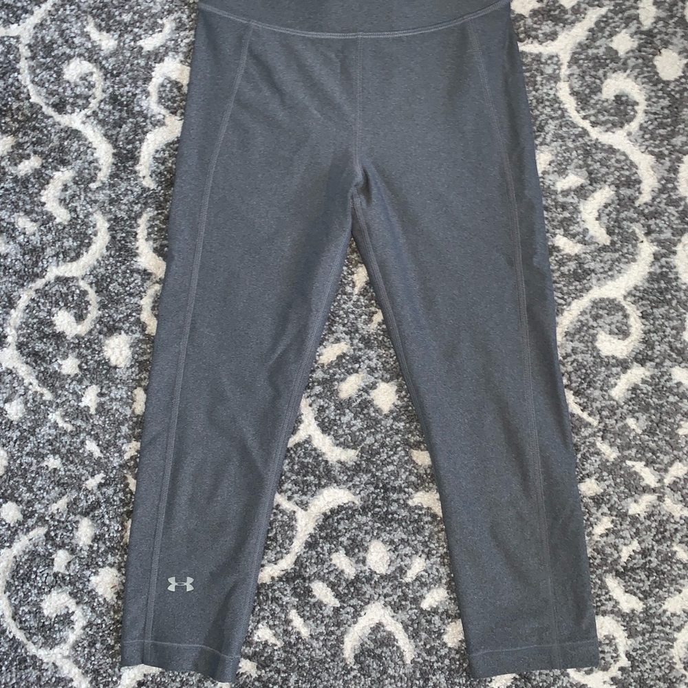 Under Armour Cropped Leggings